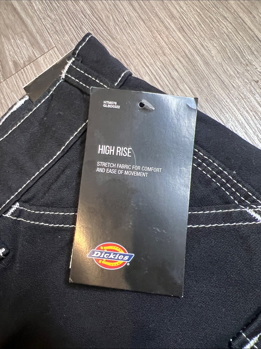 Dickies Women's High-Rise Black Cargo Utility Shorts - Picture 2 of 7